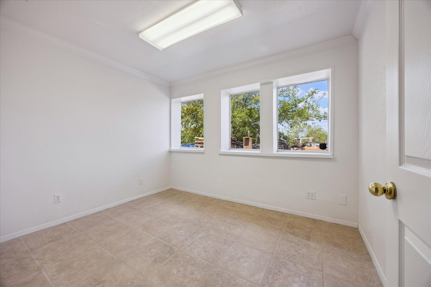 08 Joseph Clayton Dr 10631 IMG 17