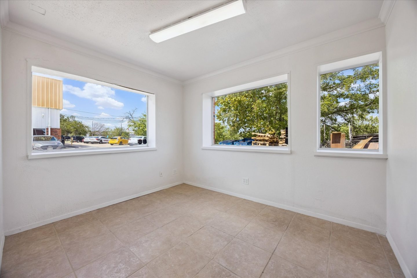 09 Joseph Clayton Dr 10631 IMG 19